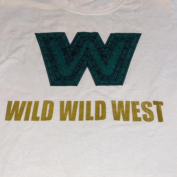 3/$30 Y2K Wild Wild West Shirt - Picture 5 of 7